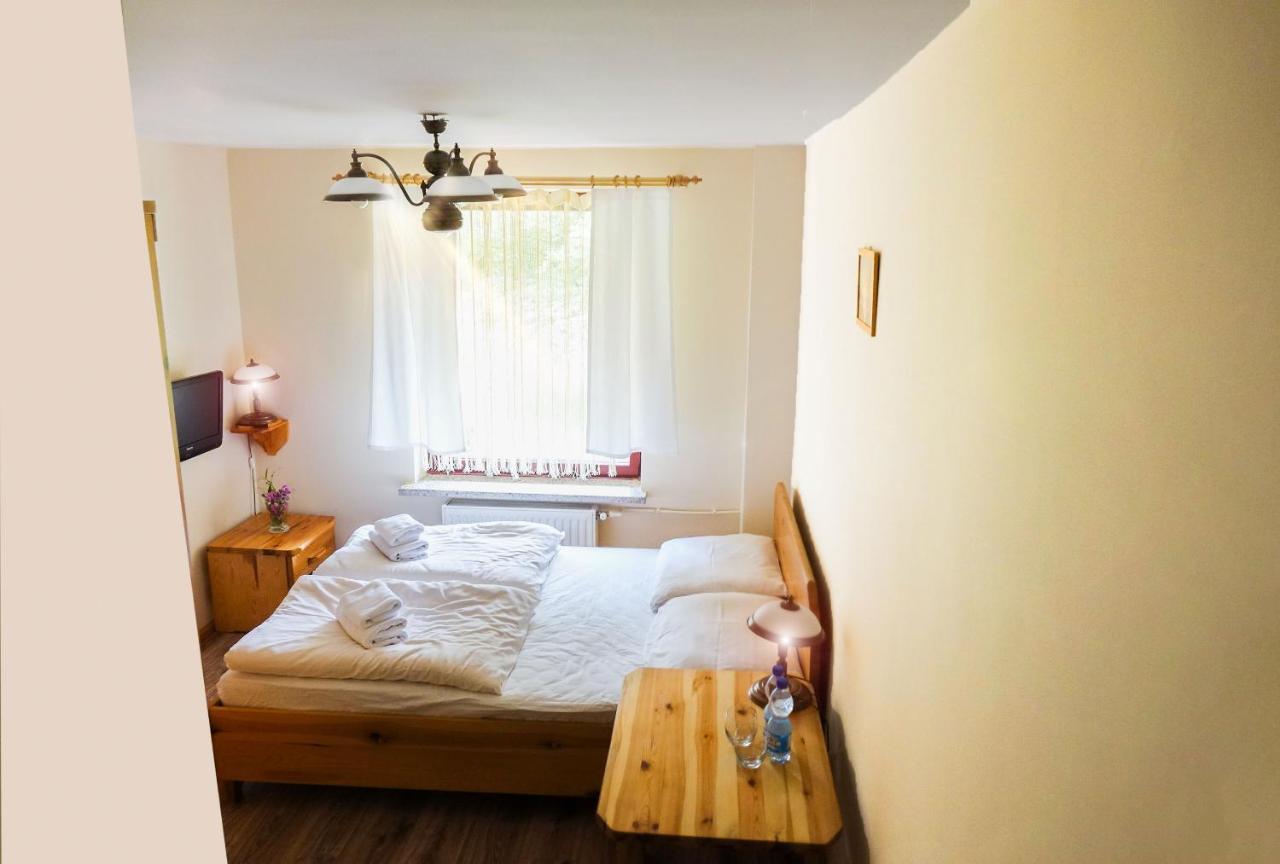 Zadrna Rezydencja Aparthotel Chełmsko Śląskie Exterior foto