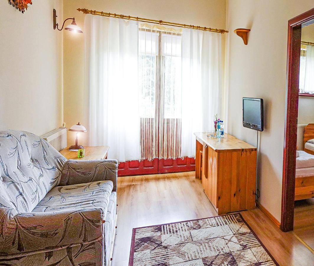 Zadrna Rezydencja Aparthotel Chełmsko Śląskie Exterior foto