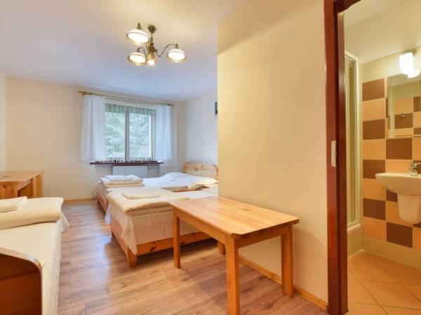 Zadrna Rezydencja Aparthotel Chełmsko Śląskie Exterior foto